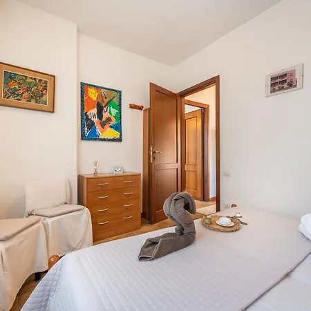 Apartamento Casa Dea72 Capitana
